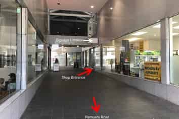 73sqm Retail/Office in Newmarket + 2 carparks