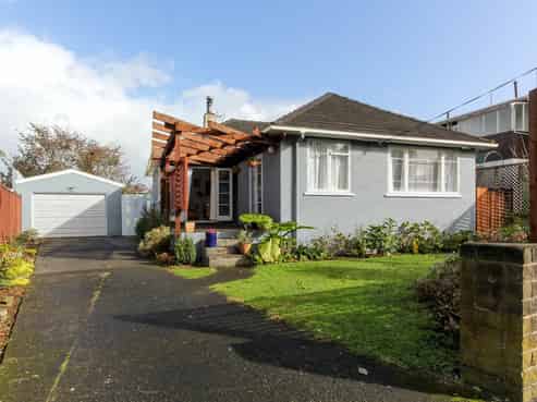 10 Pembroke Street, Westown