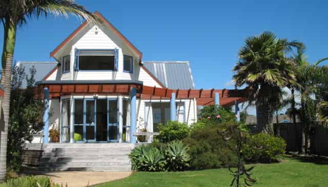 119 Pacific Parade, Matarangi