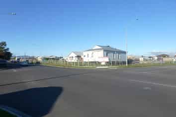 9,100m2 For Sale or Owner will develop