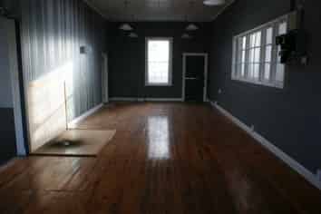 110m2 shop Office " For Lease"