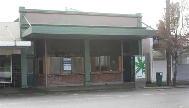 9 Bridge Street,  "FOR LEASE", Mataura