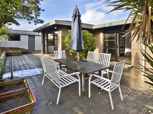 355 Pine Avenue, South New Brighton