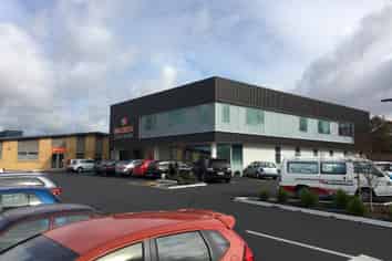 New Medical Serviced Office