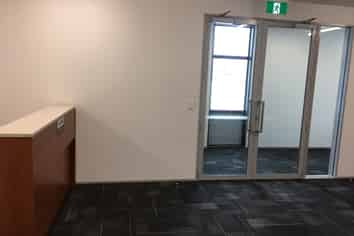 New Medical Serviced Office