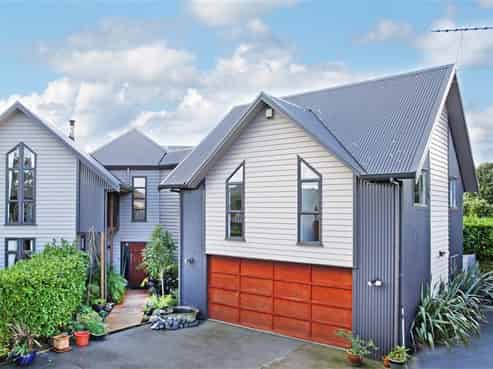 1337 Kaiaua Road, Mangatangi