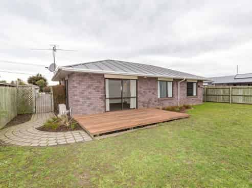 2/111 Gilberthorpes Road, Hei Hei