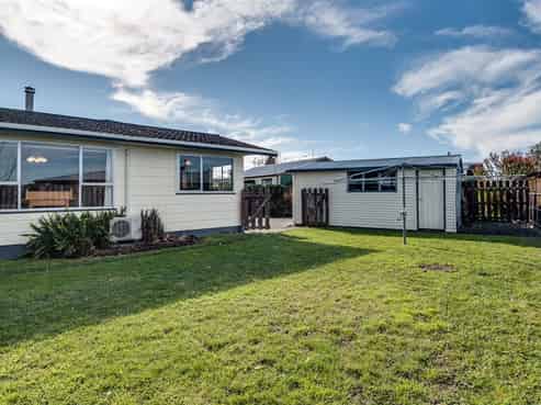 422 Kennedy Road, Pirimai