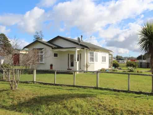 98 Regent Street, Pahiatua