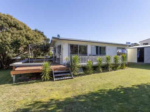 91B Kon Tiki Road, Whiritoa