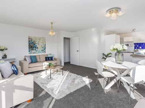 10A Sunningdale Lane, Woodridge