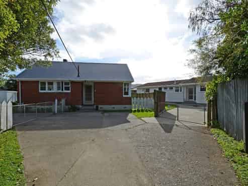 60 Oxford Terrace, Epuni