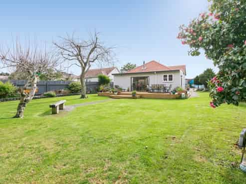 1 Howell Place, Tauranga South