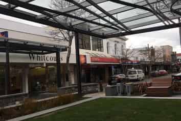 High return retail / office investment