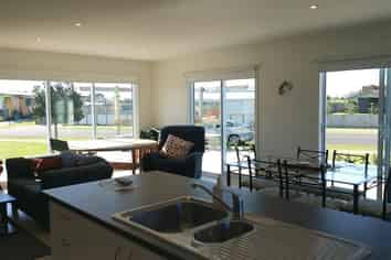 186 Ngaio Drive, Matarangi