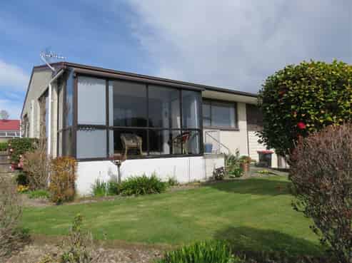 10 Roxburgh Street, Glenwood