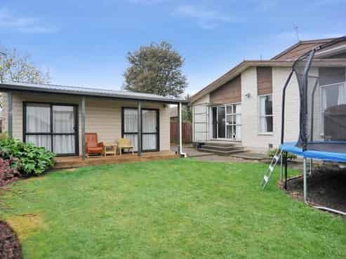 8B Wyatt Place, Russley