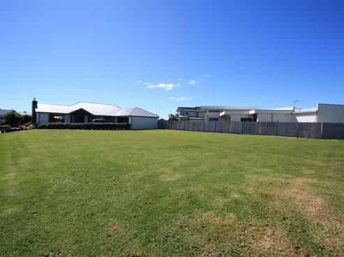 52 Links Drive, Waiwhakaiho