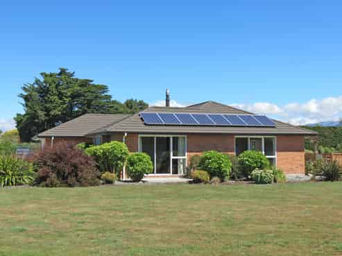 14 Welch Road, Opaki