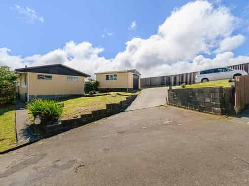 25 Cypress Drive, Maungaraki