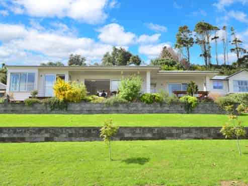 77 Falls Road, Warkworth