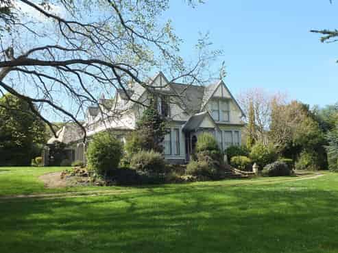 273 Springfield Road, Totara