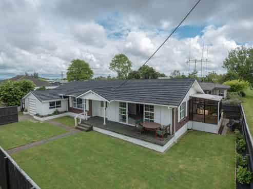 3 Laurence Street, Queenwood