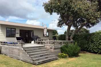 338 Kenwood Drive, Matarangi