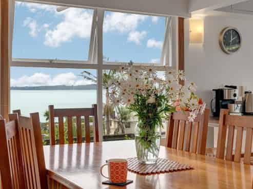 6 Alexander Avenue, Maraetai