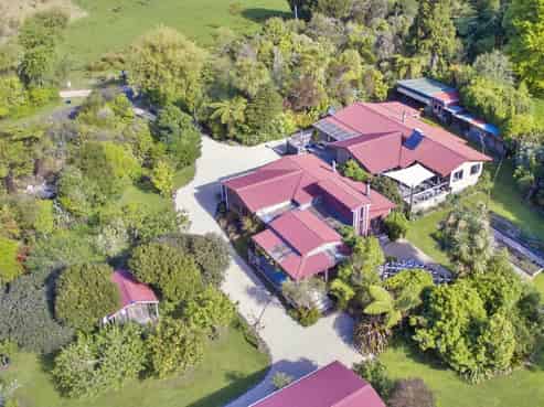 15 Tukurua Road, Parapara