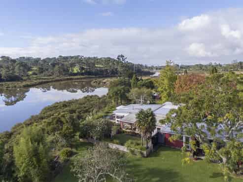 51 Kent Terrace, Riverhead