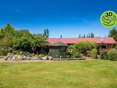 40 Rogers Street, Hinds