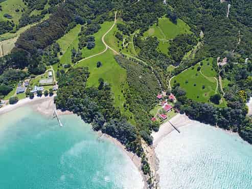 140 Cowes Bay Road, Waiheke Island