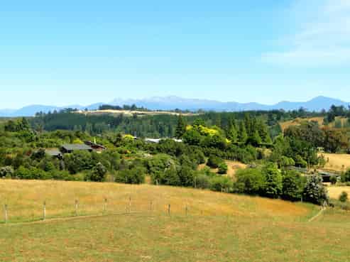19C Westdale Road, Redwood Valley