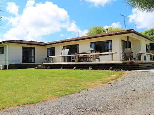 229 Parawera Road, Wharepapa South