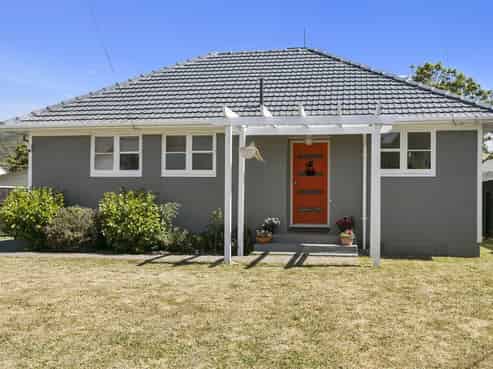 11 Hughes Crescent, Taita