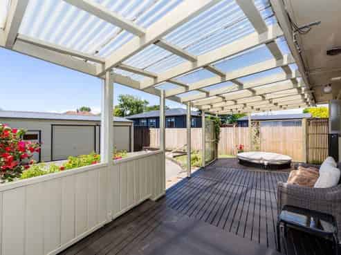 207 South Road, Spotswood