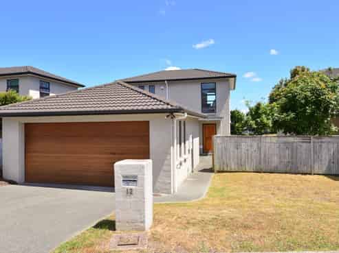 12 Keepers Drive, Gulf Harbour