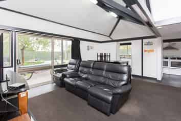 10 Bentley Street, Russley