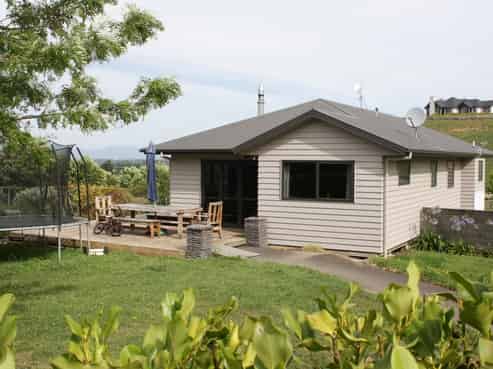 319 Quine Road, Tahuna