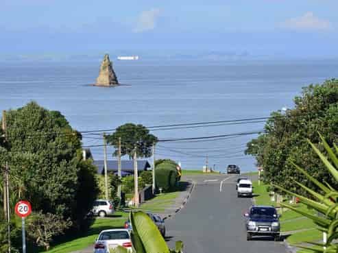 1068 Whangaparaoa Road, Tindalls Beach