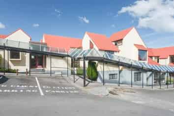 Modern central offices for sale