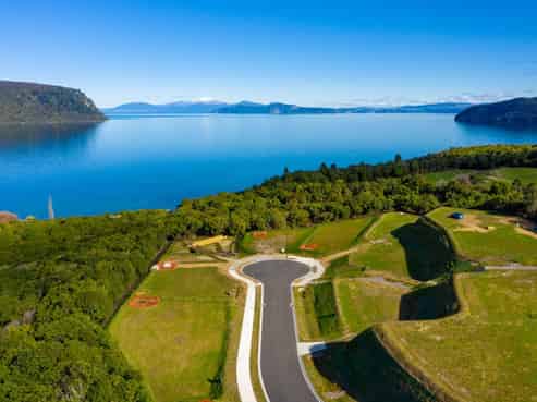 00 Seven Oaks, Kinloch