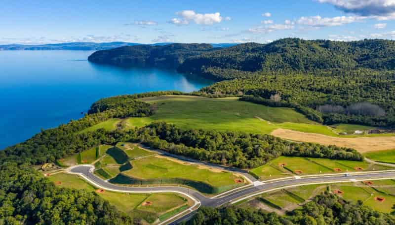 00 Seven Oaks, Kinloch