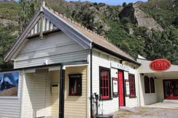 PRICE REDUCED! Kingston Flyer Lifestyle Estates