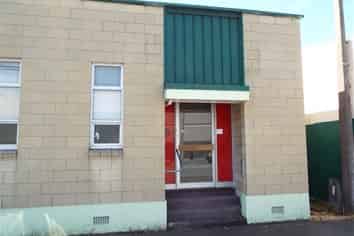 28m2  "For Lease" $5,750 +GST +Outgoings