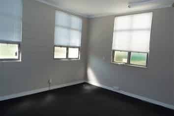 28m2  "For Lease" $5,750 +GST +Outgoings