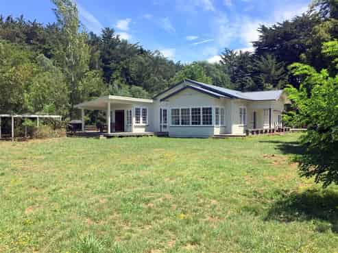 3389 State Highway 2, Takapau