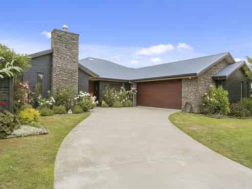 4 Cooper Crescent, Cambridge