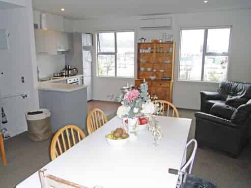 15/9 Humber Street, Pandora